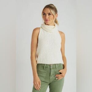 🆕 NWT Women's Knit Cream Sleeveless Sweater Mock Neck